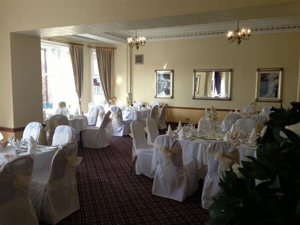 Alma Lodge Hotel Stockport Exterior foto