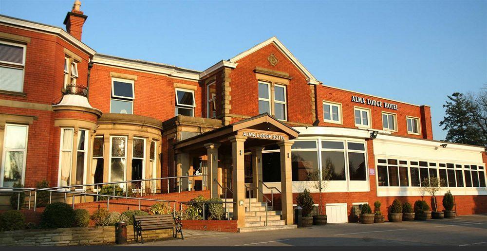 Alma Lodge Hotel Stockport Exterior foto