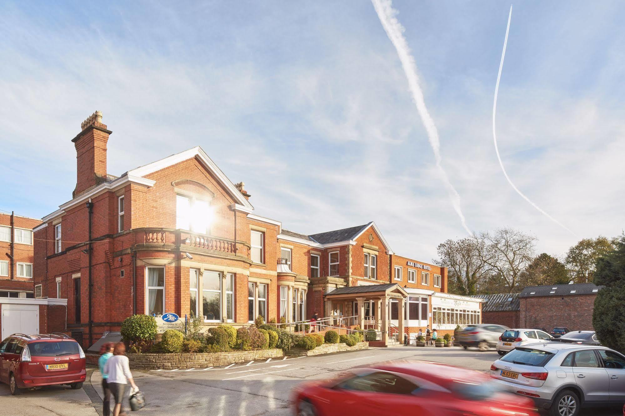 Alma Lodge Hotel Stockport Exterior foto